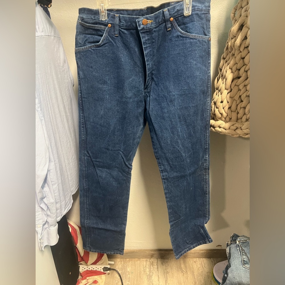Men’s Wrangler Jeans